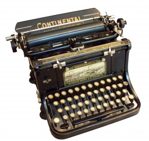 macchina da scrivere antica